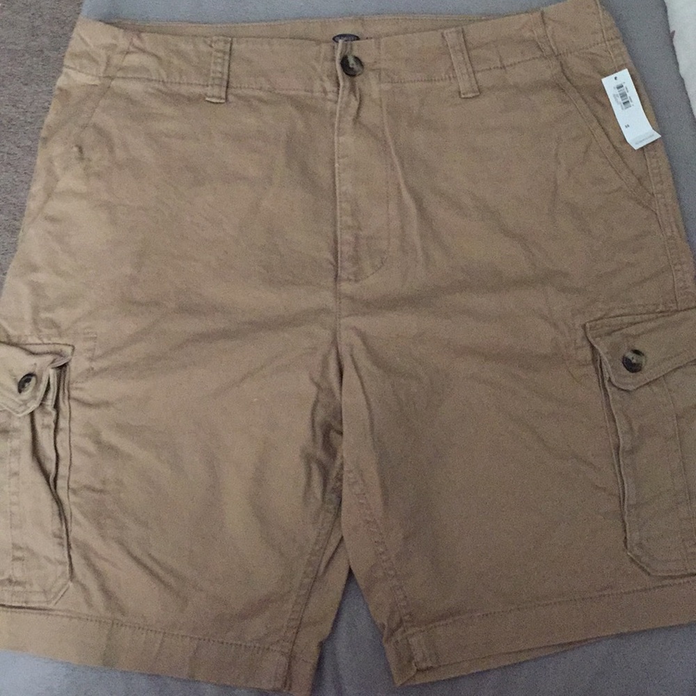 Men’s cargo shorts